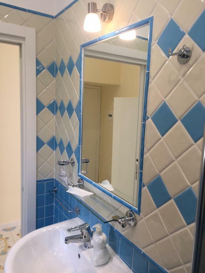Albergo Oasi Napoli Ngoại thất bức ảnh