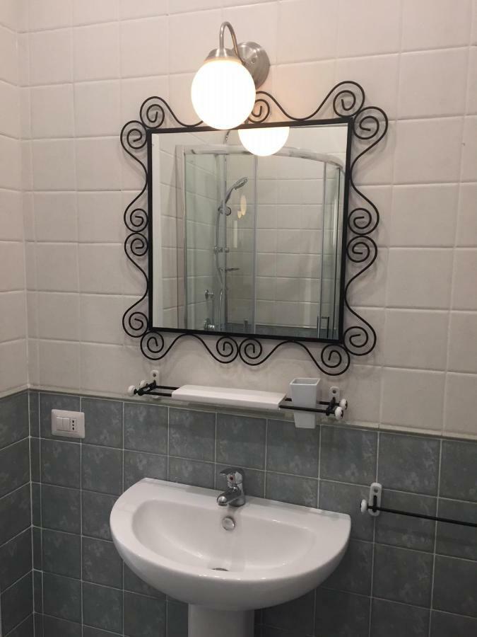 Albergo Oasi Napoli Ngoại thất bức ảnh